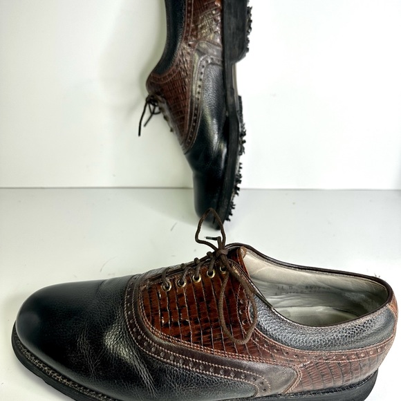 Footjoy Classics Tour 54673A pebbled leather and Croc Embossed Golf shoes 11D - Picture 10 of 15